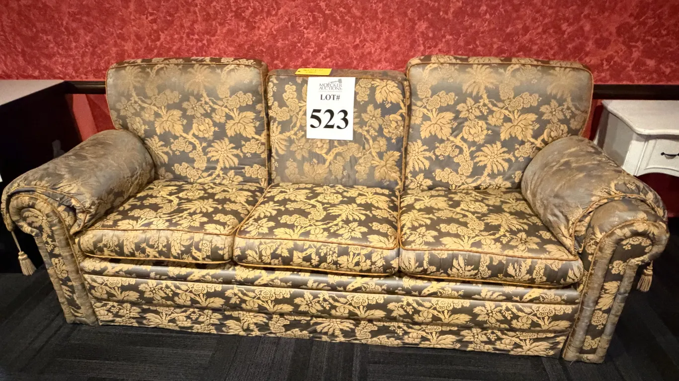 VINTAGE STYLE THREE-CUSHION UPHOLSTERED SOFA