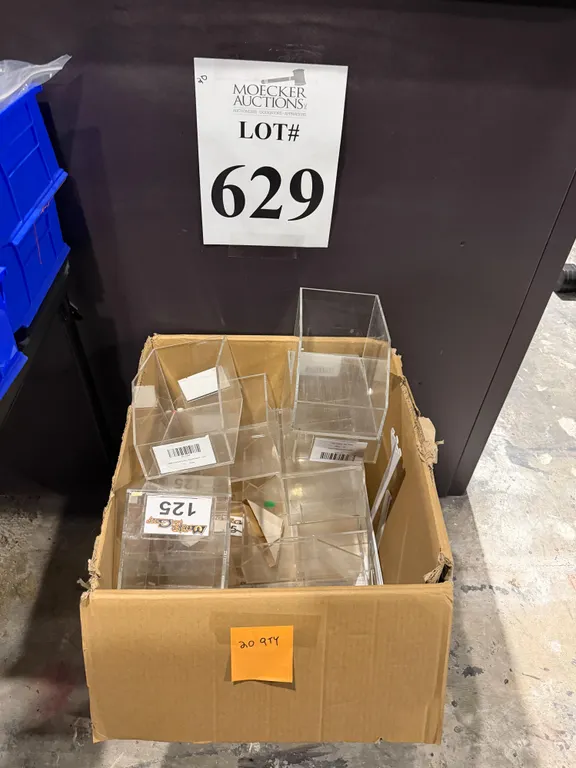 LOT CONSISTING OF ASSORTED ACRYLIC BINS/HOLDERS