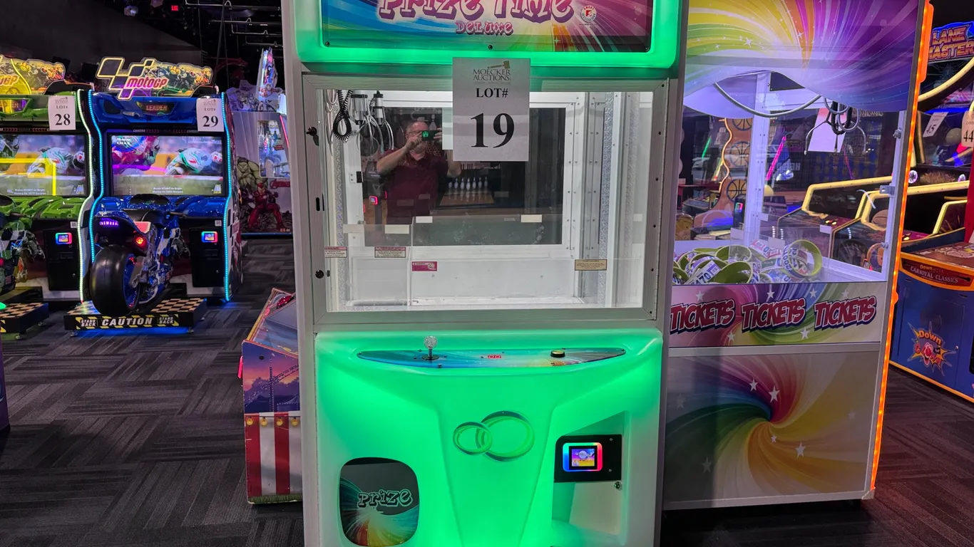 PRIZE TIME DELUXE 45" CRANE GAME