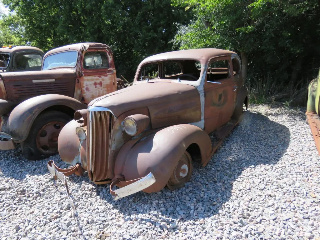 Sedan