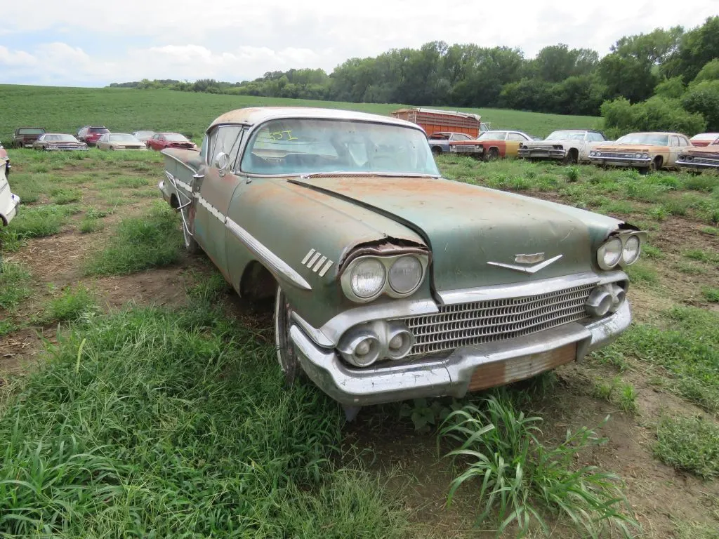 1958 Chevrolet Impala 2dr HT
