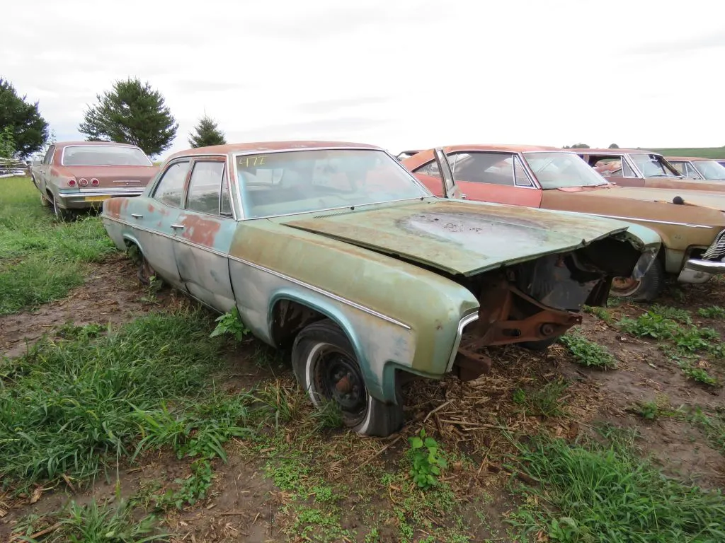 1966 Chevrolet Bel Air 4dr Sedan