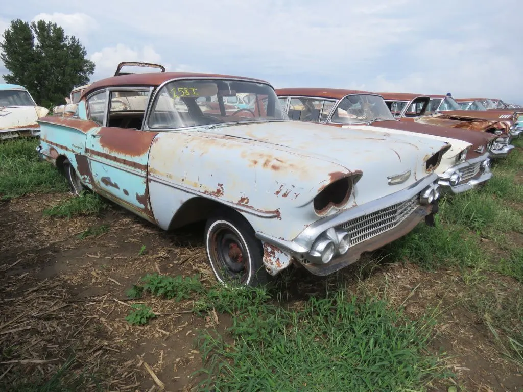 1958 Chevrolet Biscayne 2dr Sedan