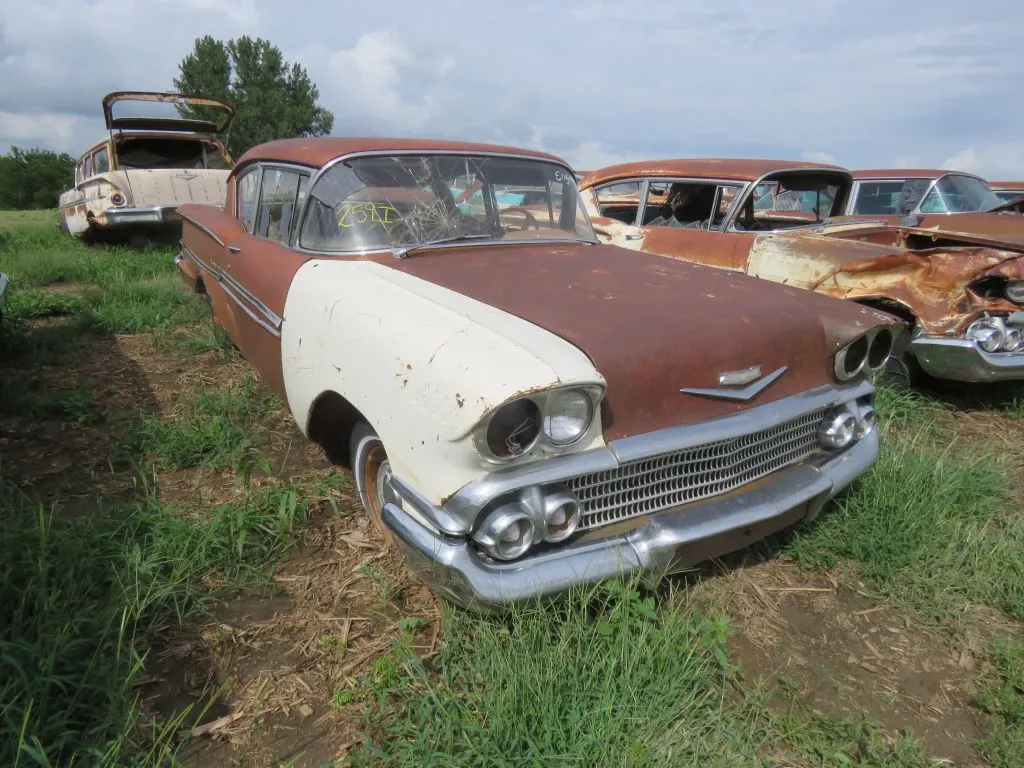 1958 Chevrolet Biscayne 2dr Sedan