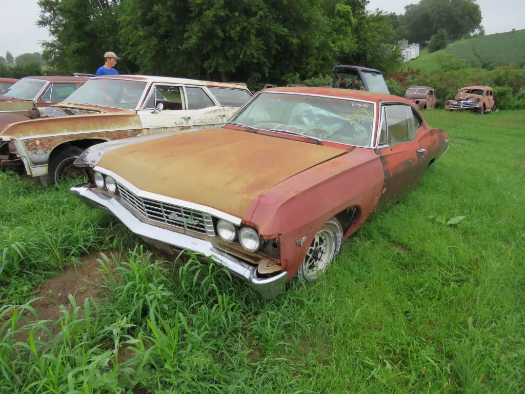 1967 Chevrolet Impala 2dr HT