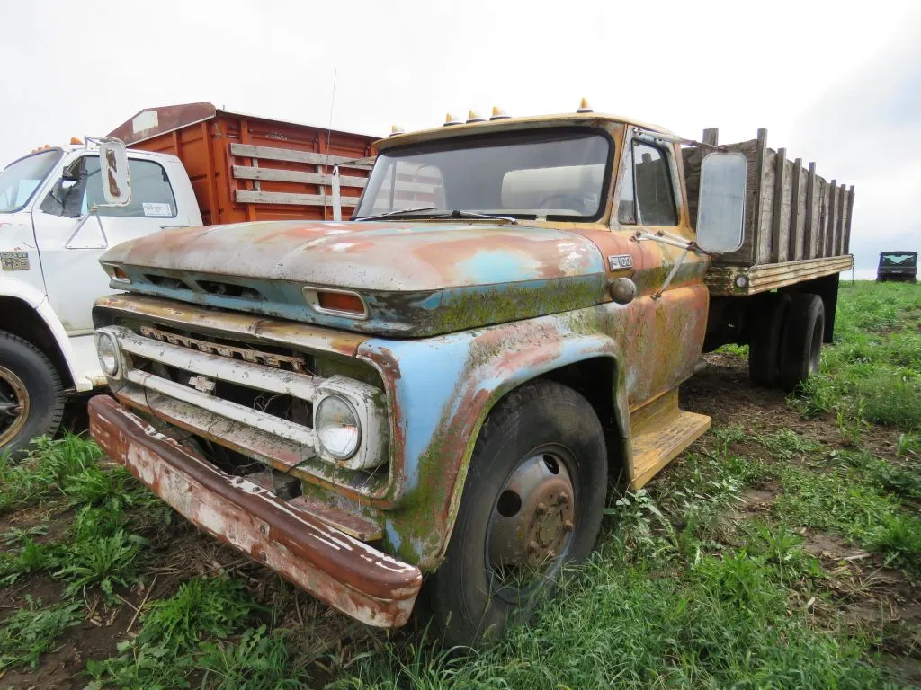 1963 Chevrolet C60 Grain Truck