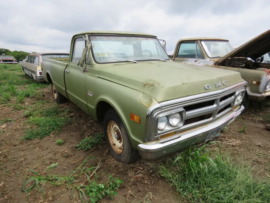 1969 GMC 3/4 TON Dually Pickup