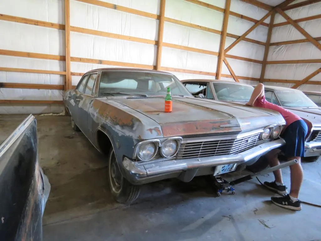 1965 Chevrolet Impala 4dr Sedan