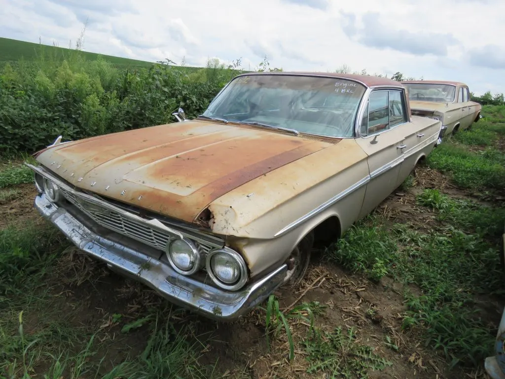1961 Chevrolet Impala 4dr HT
