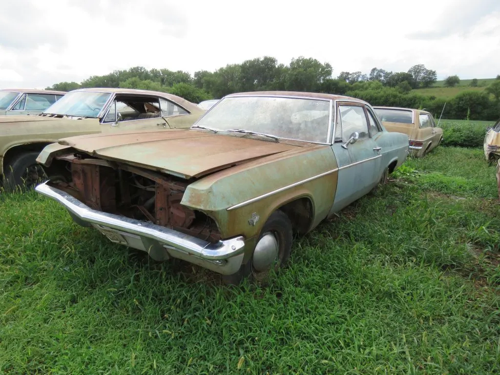 1965 Chevrolet Bel Air 2dr Sedan