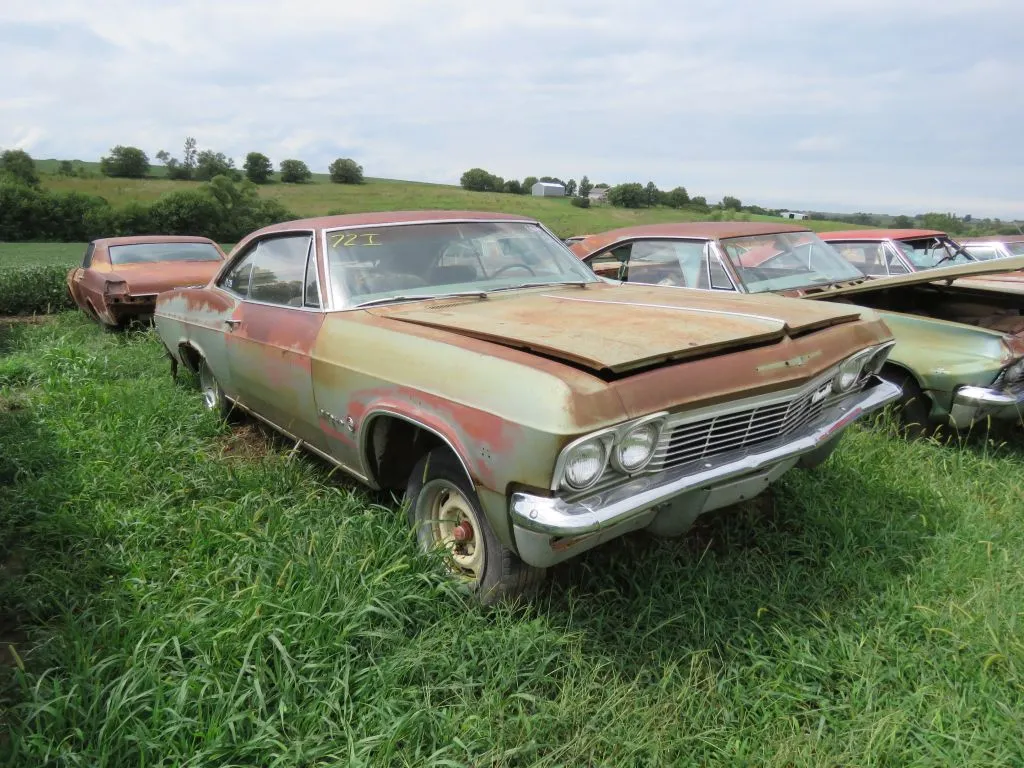 1965 Chevrolet Impala 2dr HT