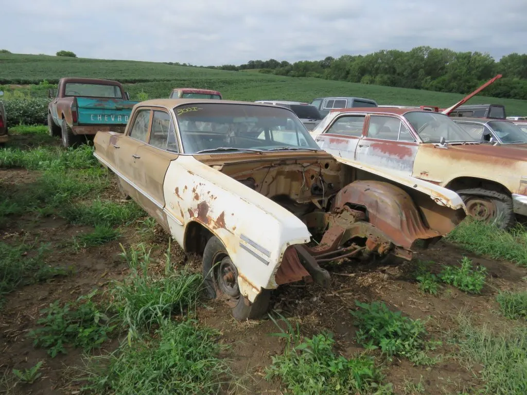 1963 Chevrolet Impala 4dr Sedan for parts
