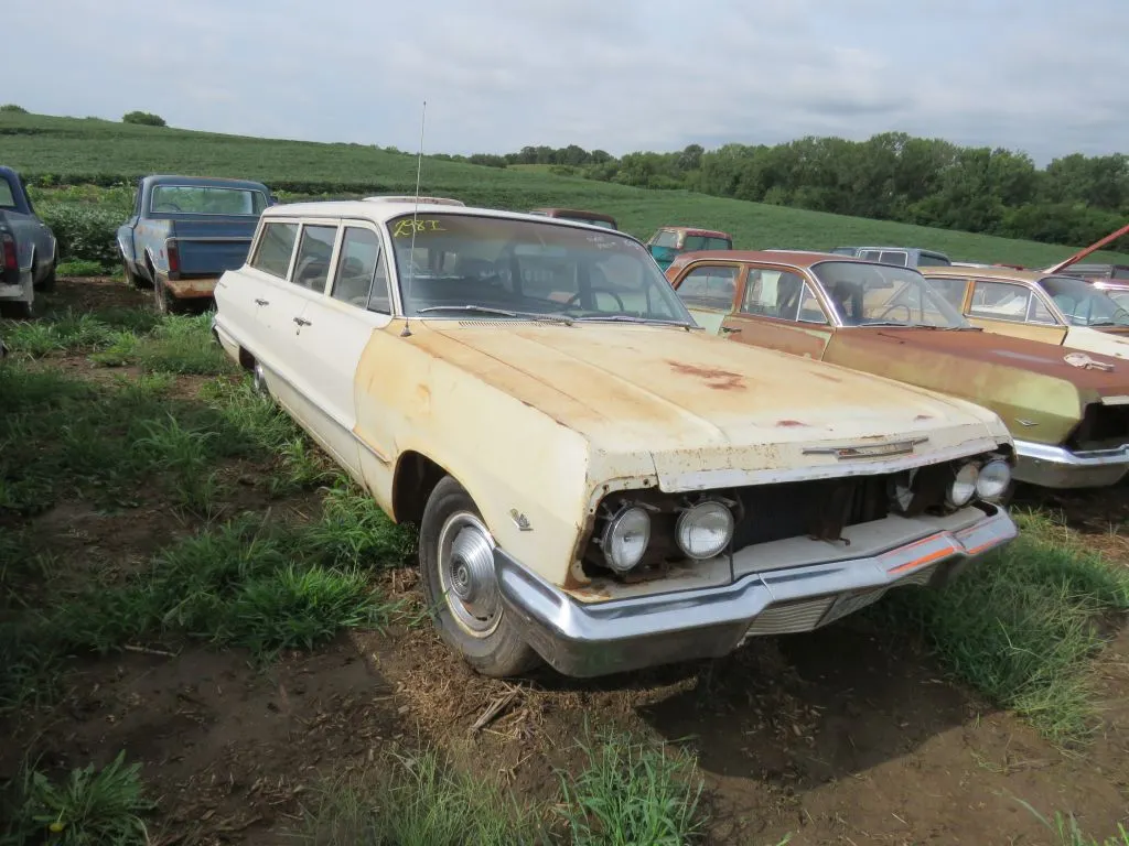 1963 Chevrolet Bel Air 4dr Wagon