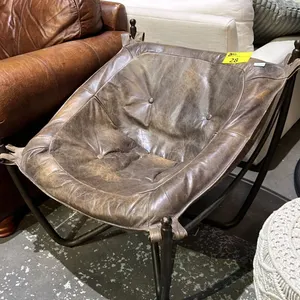 METAL & TUFTED LEATHER ACCENT CHAIR