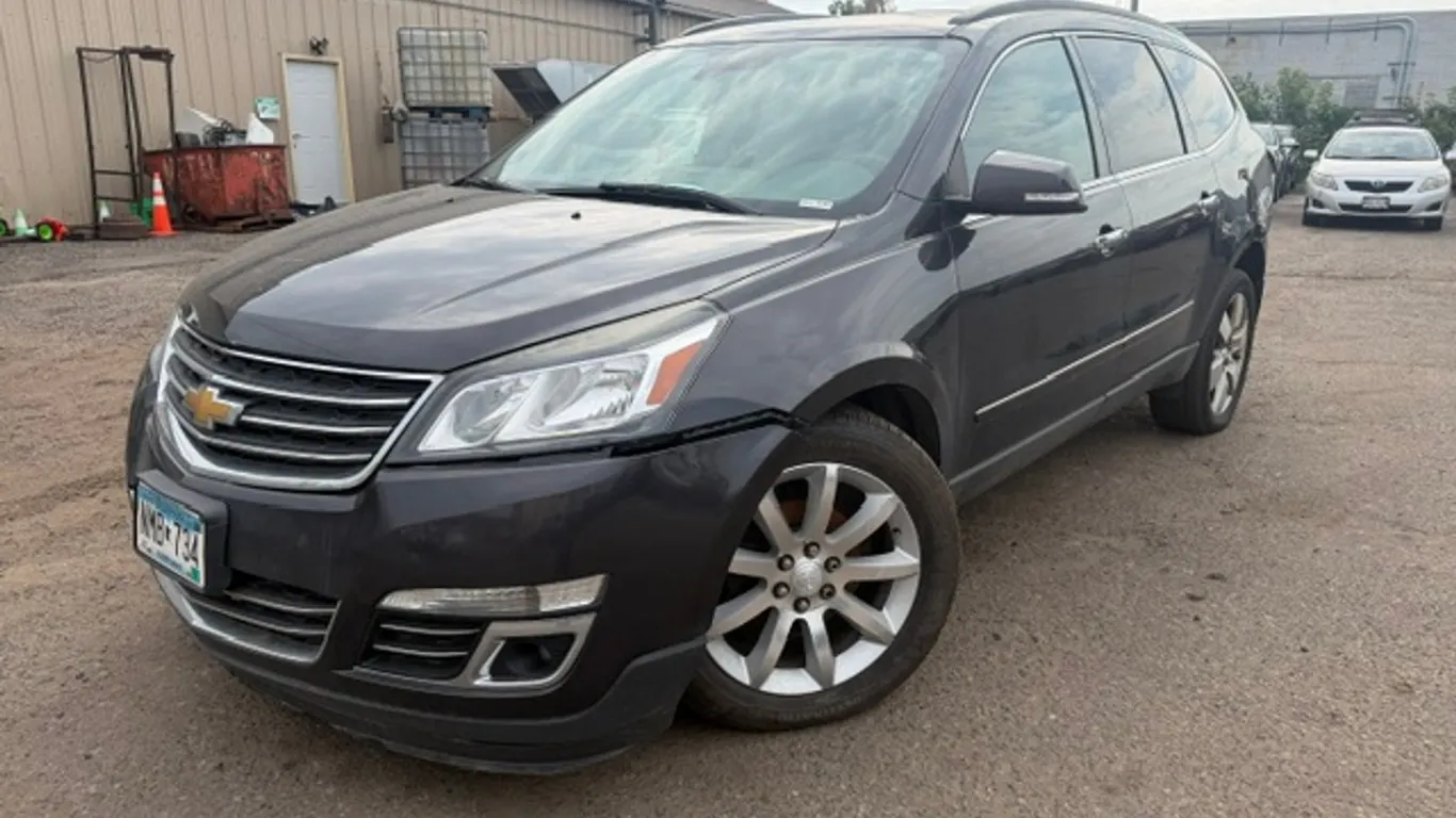 2014 Chevrolet Traverse - Black