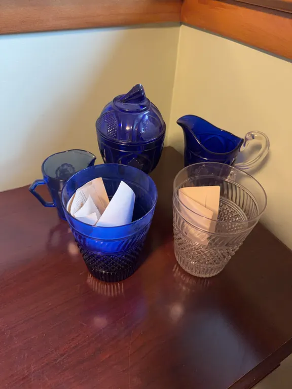 Early American Blown Glass from the Metropolitan Museum of Art 