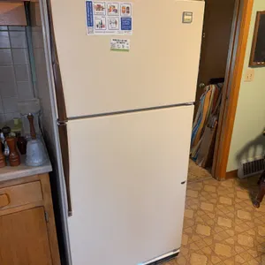 Whirlpool fridge freezer combo working condition
