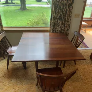 Willett Solid Cherry with 6 chairs Wood collapsible Folding table