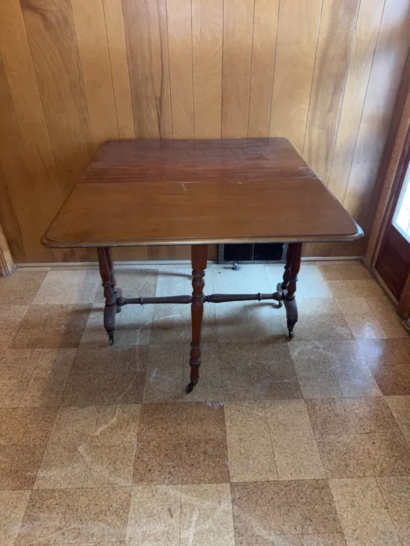 Nice wooden gate-leg table