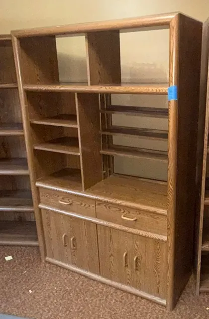 CORRECTION: 1 Wooden Book Shelf Unit