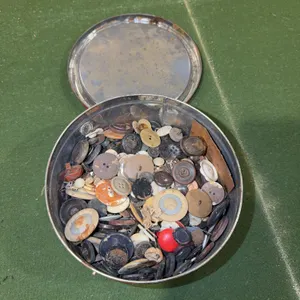 Vintage buttons ￼