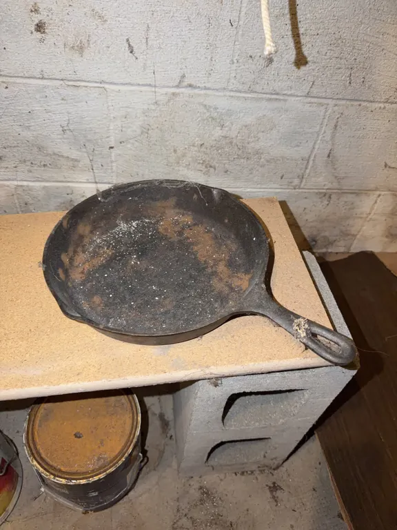 Lodge Cast Iton Skillet
