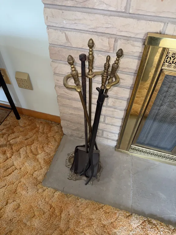 Fire place tools set
