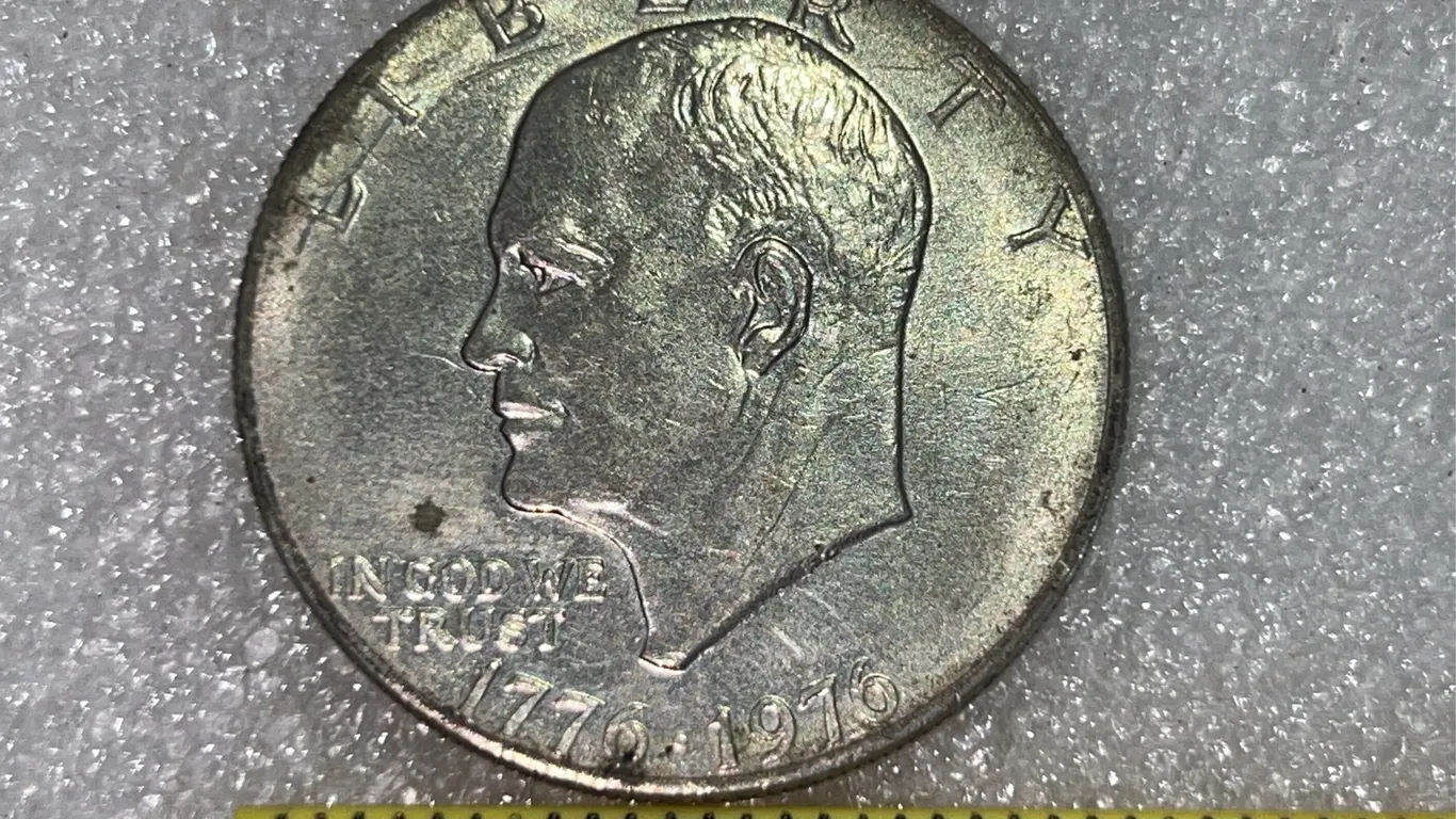 1776-1976 Eisenhower Dollar Coin