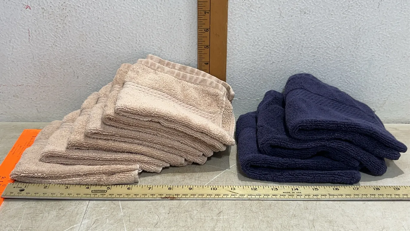 9 Washcloths, Like New/Lightly Used