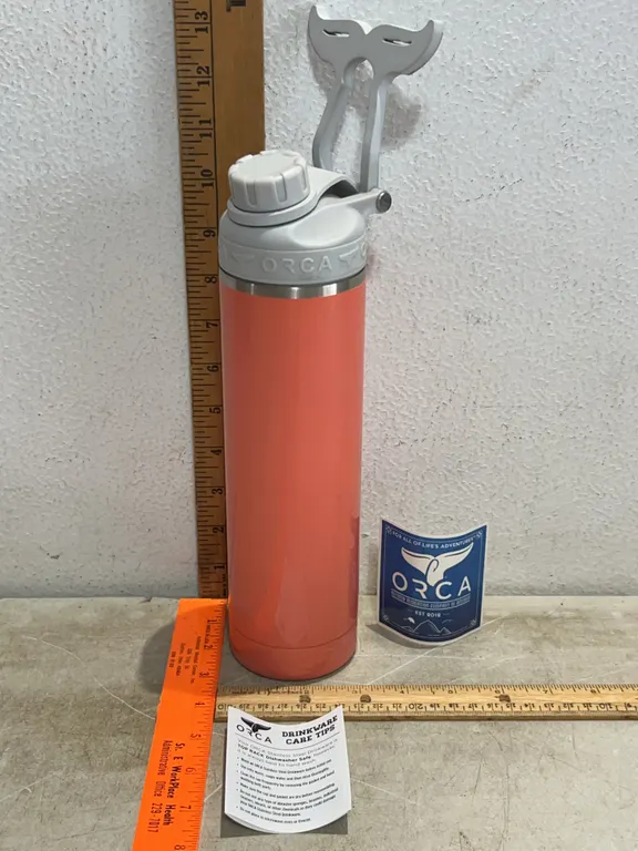 New Orca Hydra Insulated Bottle Coral Color 22 oz