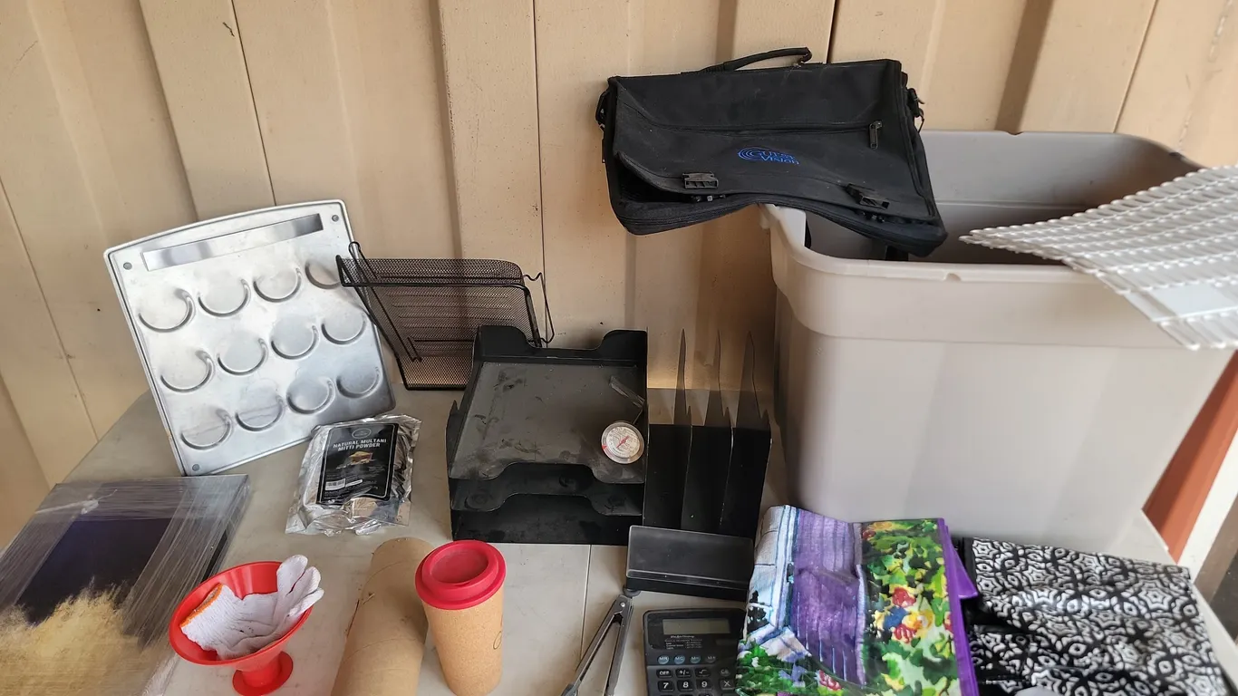 Tote, Paper Organizers, Magnet Stand, Calculator, Wall Decor, Etc.