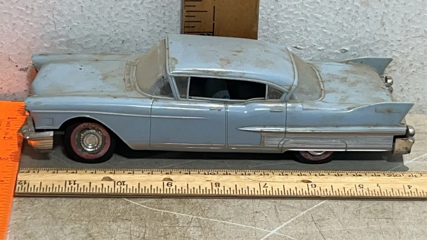 Vintage General Motors Corp. Jo-Han Models Car