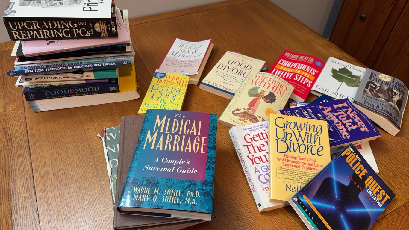 Large Book Lot: Psychology, Therapy, Self-Help and Vintage PC Manuals