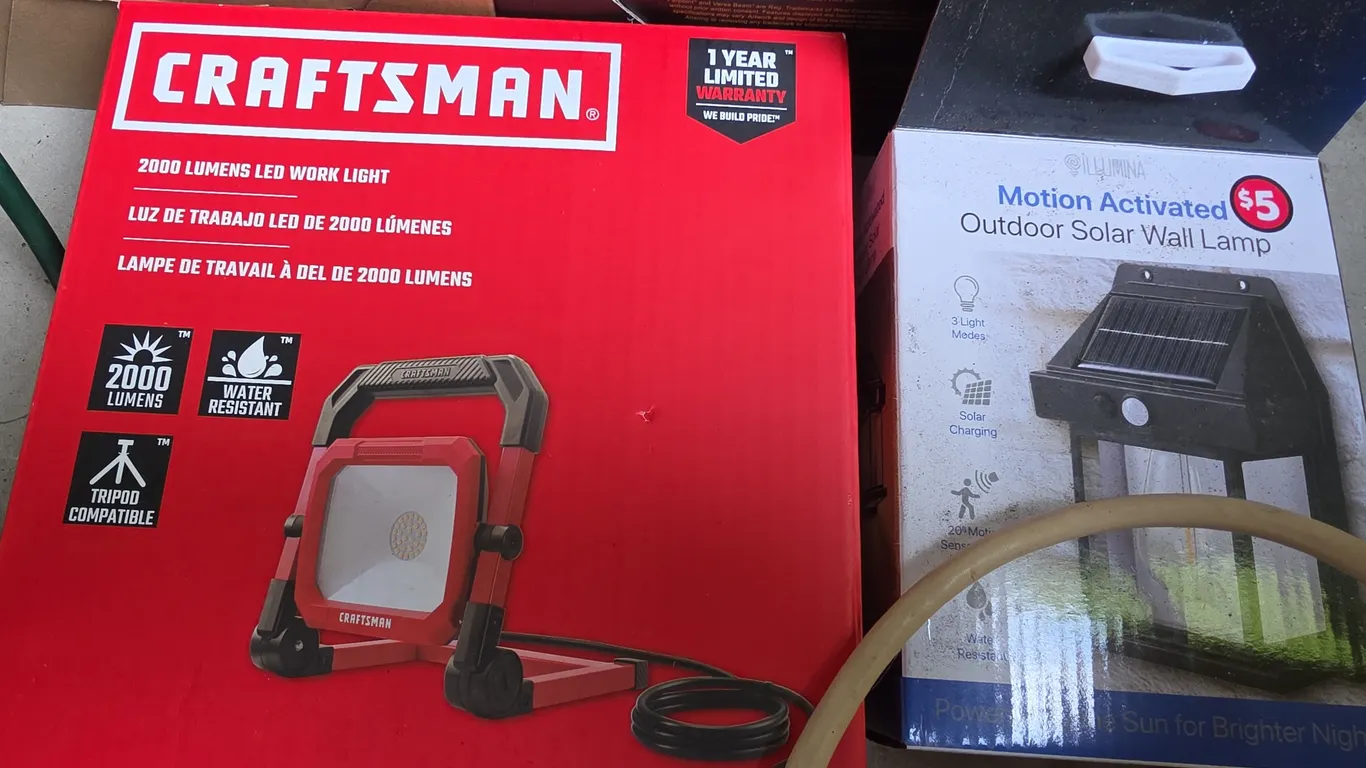Lighting Lot - LED Work Light, Garage Light, Motion Sensor Fixture, Cords
