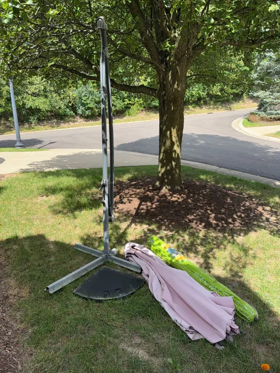 Offset Patio Umbrella Base with Pink Canopy, Plus New Lime Market Umbrella