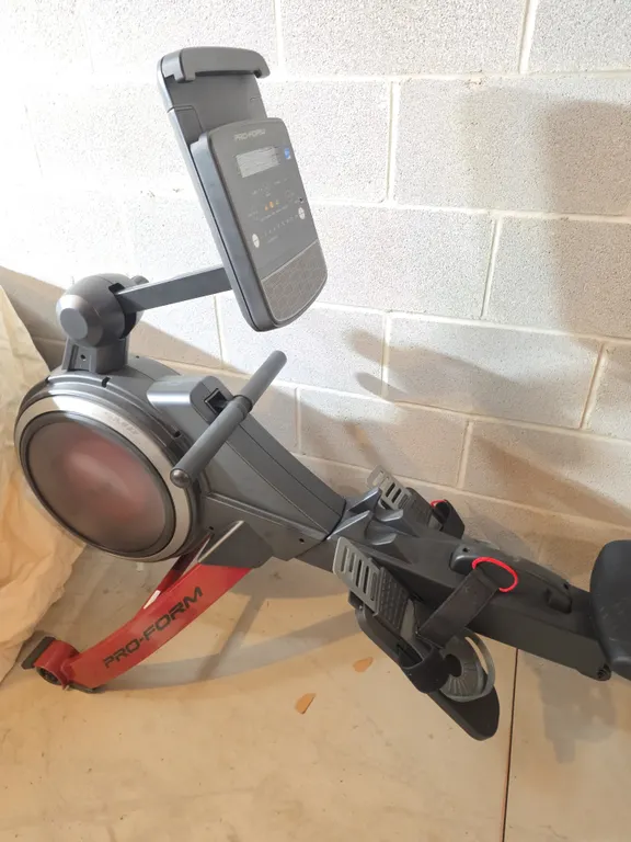 Pro-Form SMR Folding Rowing Machine with iFit Console