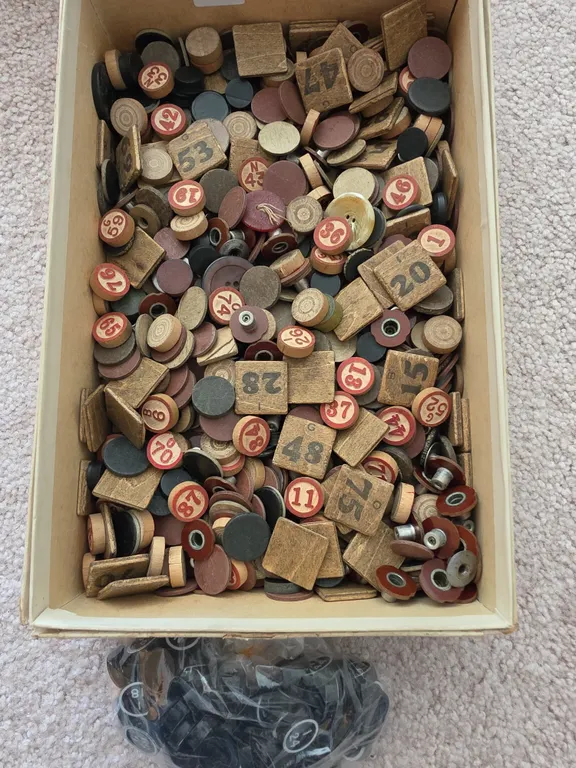 Large Lot of Vintage Numbered Wood Bingo & Lotto Pieces
