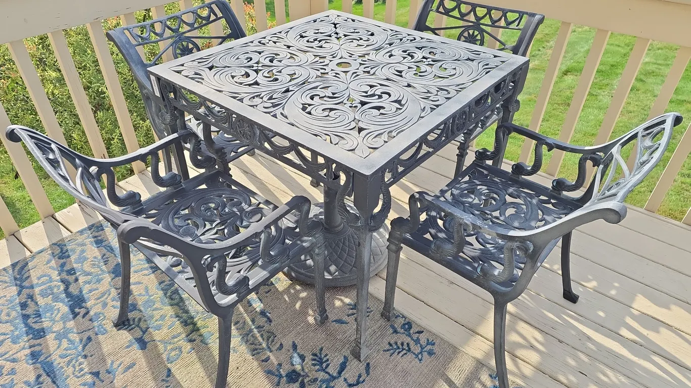 Ornate Patio Table with 4 Armchairs & Umbrella Base