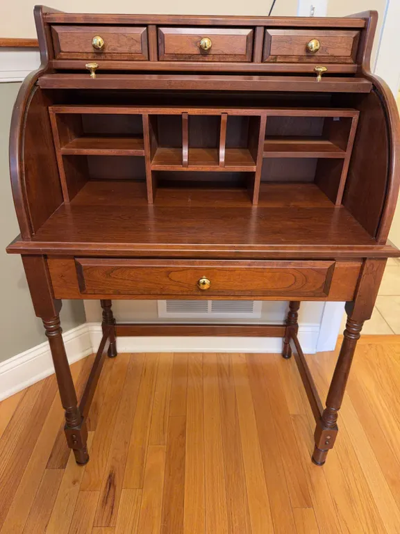 Cherry Cylinder Roll-Top Desk with Turned Legs