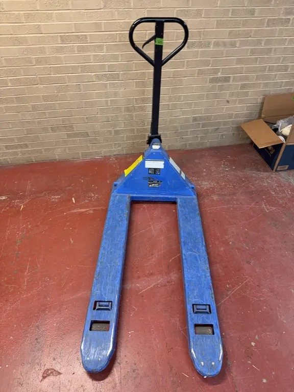 Pallet jack