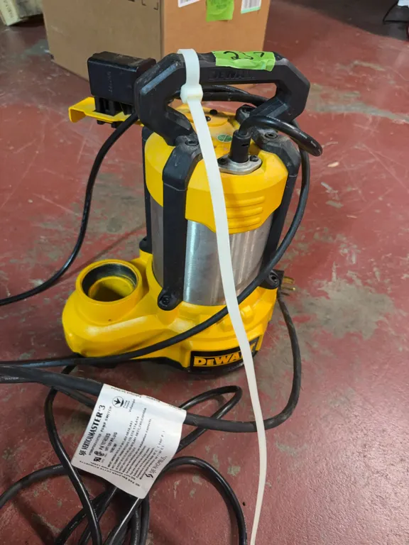 Dewalt high output, water pump