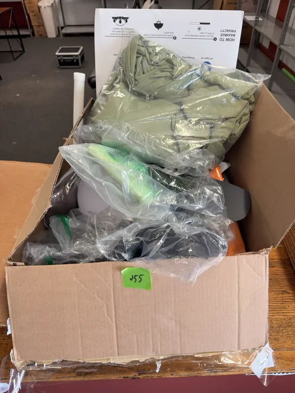 Miscellaneous items in boxes new
