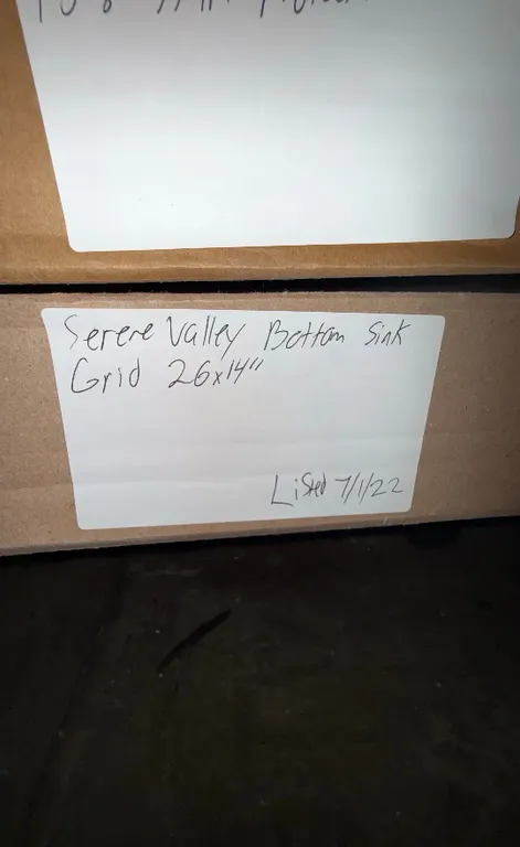 Serene Valley Bottom Sink Grid 26"x14"