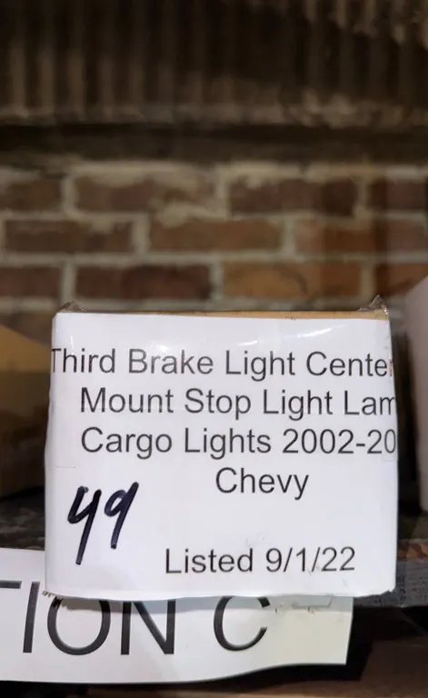 Third Brake Light Center Mount for 2002-2010 Chevy