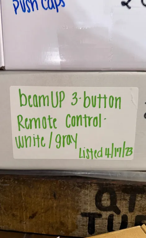 BeamUP 3-Button Remote Control - White/Gray