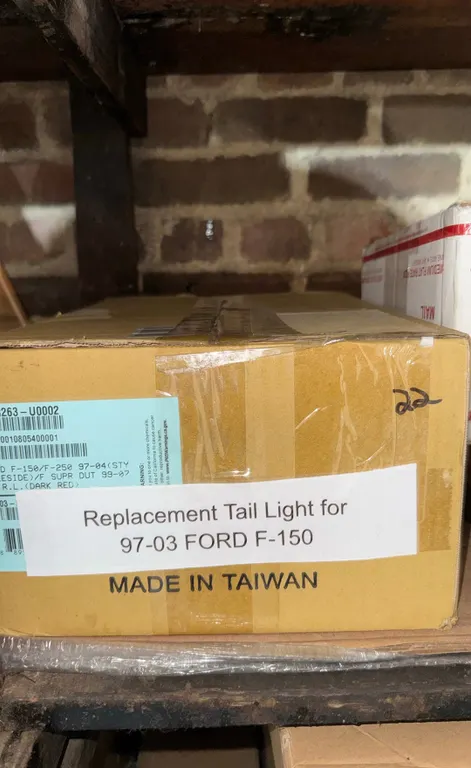 Replacement Tail Light for 97-03 Ford F-150