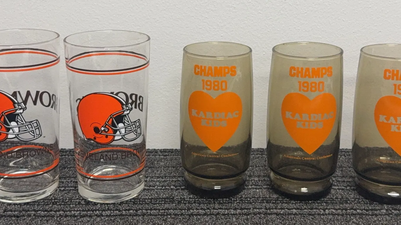 Collection of 5 Vintage Cleveland Browns Glasses