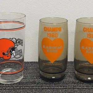 Collection of 5 Vintage Cleveland Browns Glasses