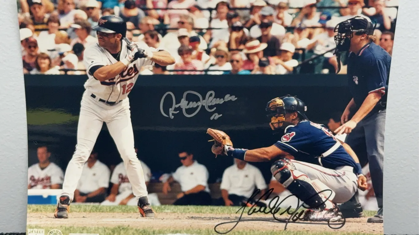 Roberto Alomar & Sandy Alomar Jr. Autographed 8x10 Photo