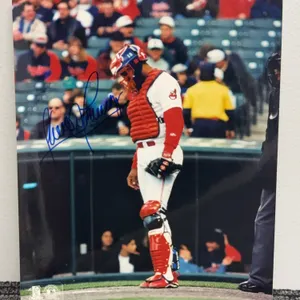 Sandy Alomar Jr. Autographed 8x10 Photo